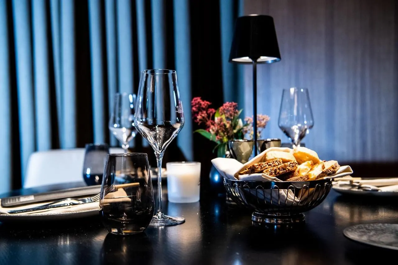 *****  Do & Co Hotel Muenchen Almanya