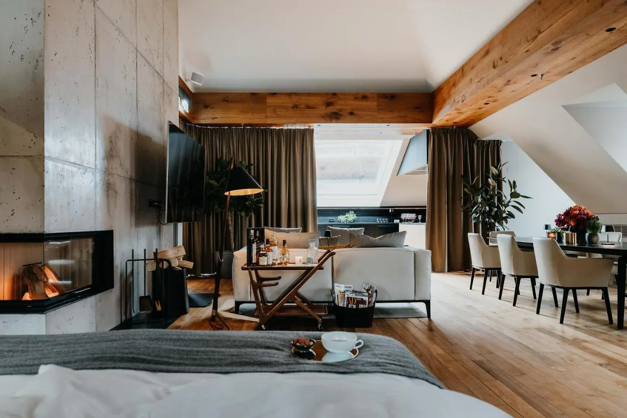 Do & Co Hotel Muenchen 5*, Münih