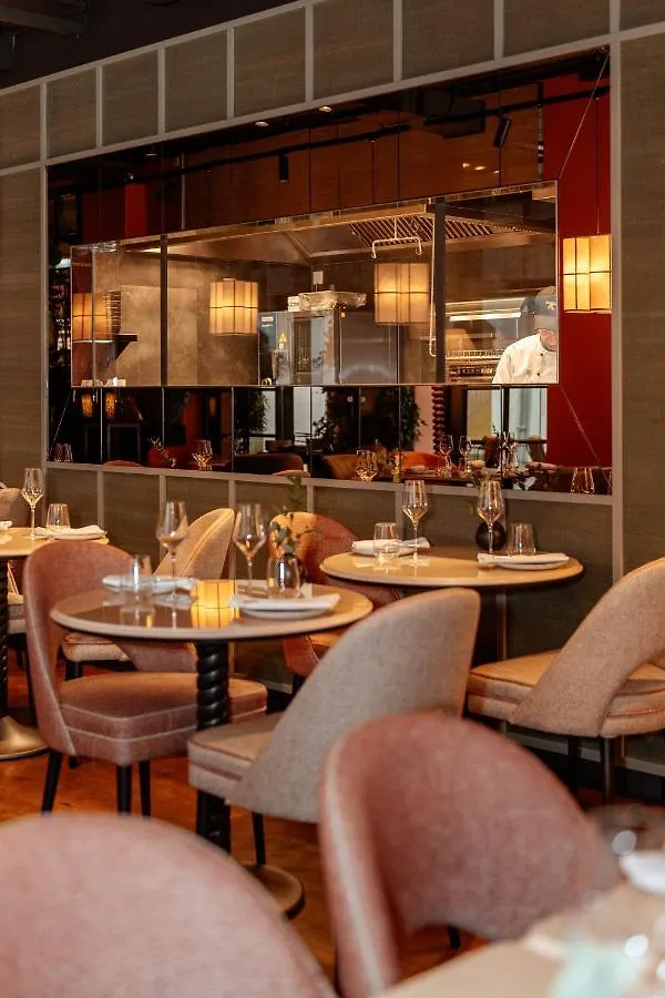 *****  Do & Co Hotel Muenchen Niemcy